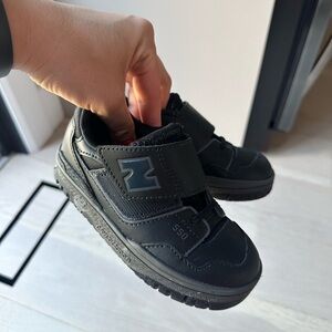 Toddler New Balance 550 sneaker black on black size 9.5T
